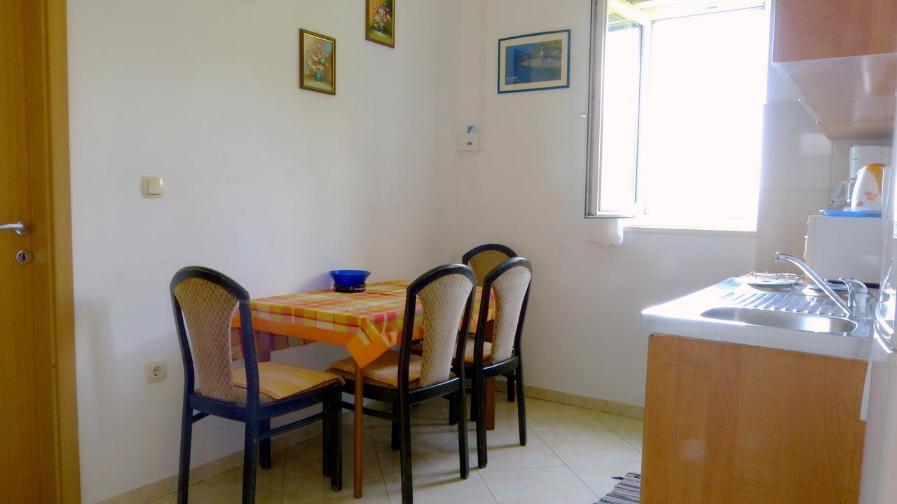 Beach Front Apartments Balica Rat Omiš Exterior foto